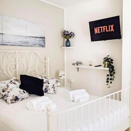 Torre Dalu' - A Due Passi Dalla Spiaggia Di Porta Vecchia, Con Terrazzo Privato E Netflix Monopoli Exteriér fotografie
